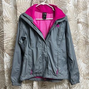 The North Face Shell (HYVENT) Rain Jacket w/ Hood.